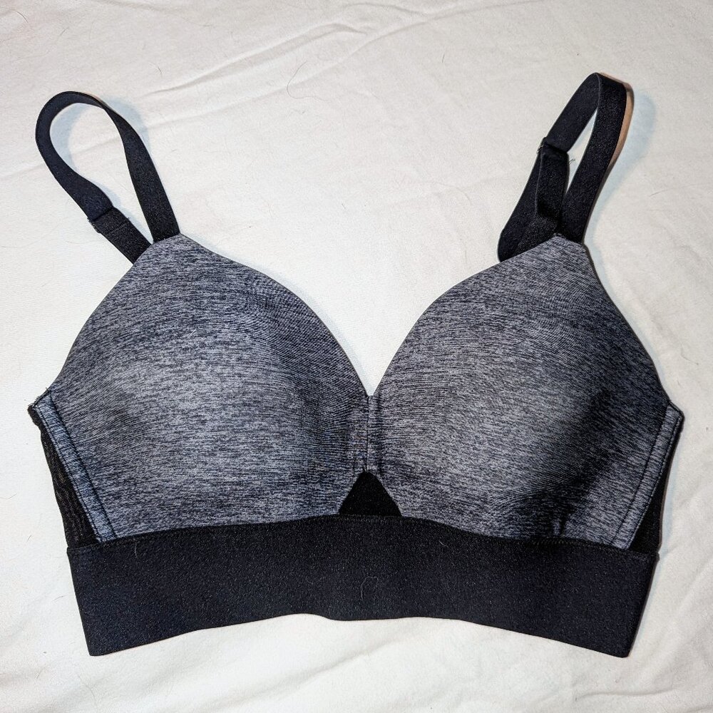 Wireless Spanx sports bra